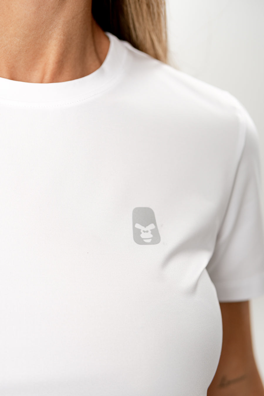 CAMISETA TELA FRÍA BÁSICA UV BLANCA